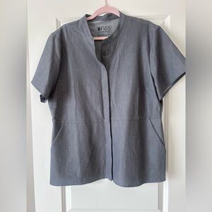FIGS Scrub Top in Graphite